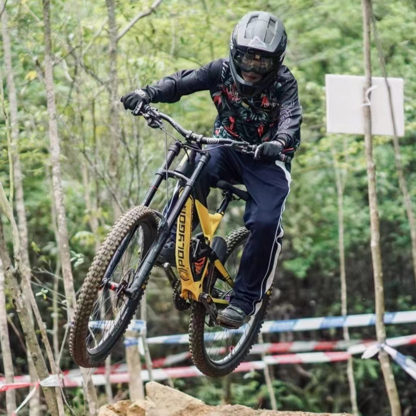 Мужские кроссовки для горного  – обзор и цена Mountain Biking Trails